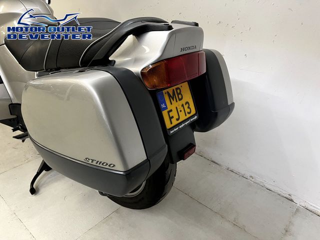 honda - st-1100-pan-european