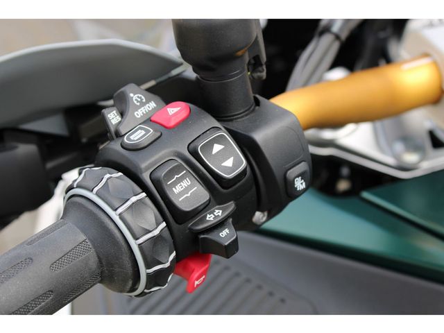 bmw - r-1300-gs-adventure