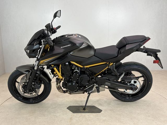 kawasaki - z650-s