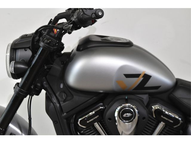 QJMOTOR - srv-600-v