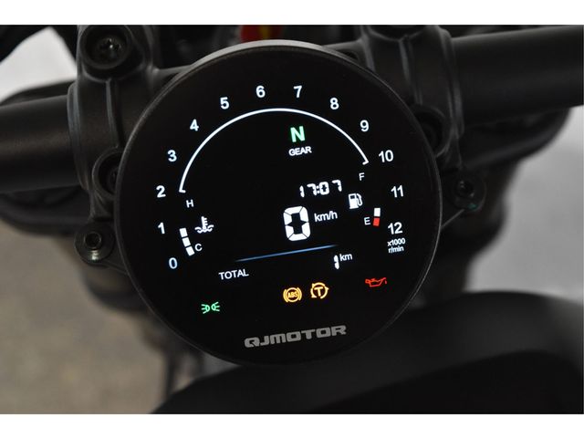 QJMOTOR - srv-600-v