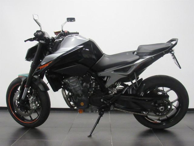 ktm - 790-duke