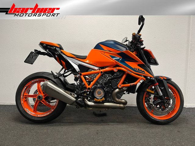 ktm - 1290-super-duke-r