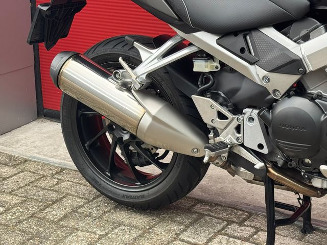 honda - vfr-800-x-crossrunner