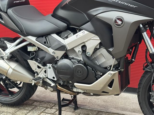 honda - vfr-800-x-crossrunner