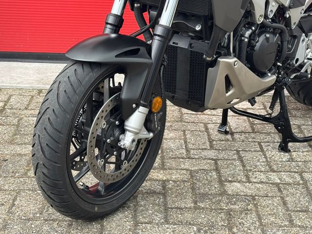 honda - vfr-800-x-crossrunner