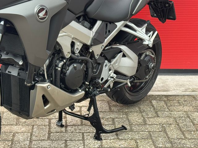 honda - vfr-800-x-crossrunner