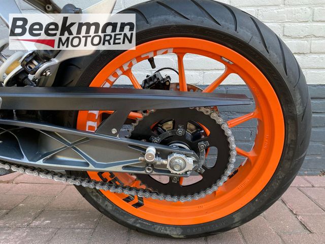 ktm - 390-duke