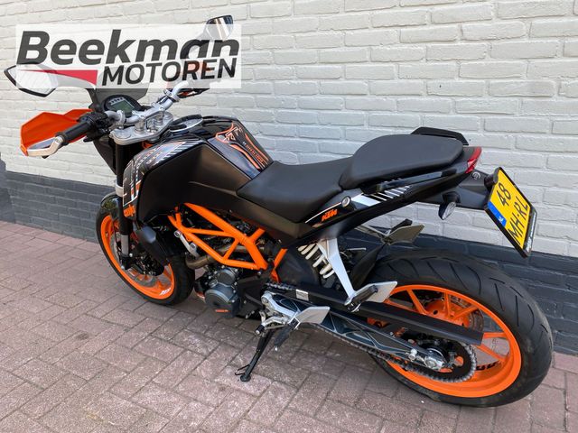 ktm - 390-duke
