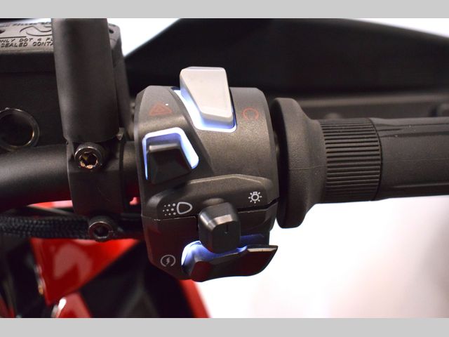 moto-morini - x-cape