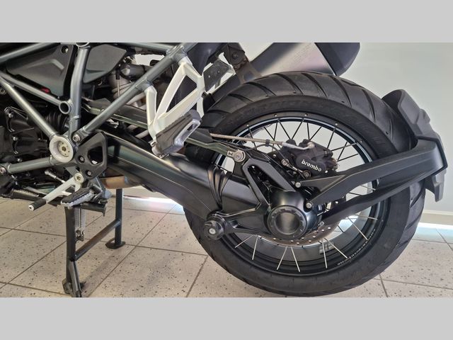 bmw - r-1200-gs-triple-black-edition