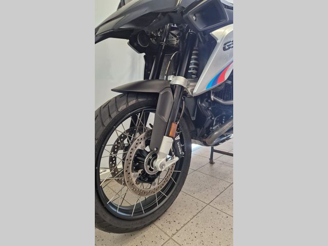 bmw - r-1200-gs-triple-black-edition