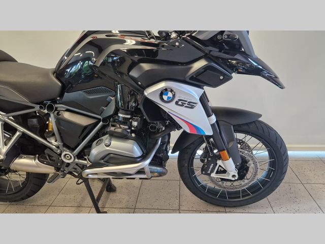 bmw - r-1200-gs-triple-black-edition