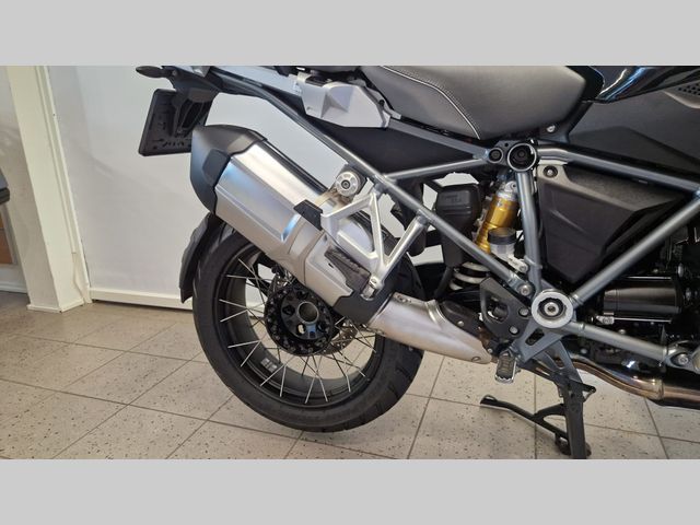 bmw - r-1200-gs-triple-black-edition
