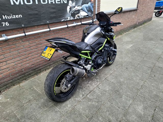 kawasaki - z900