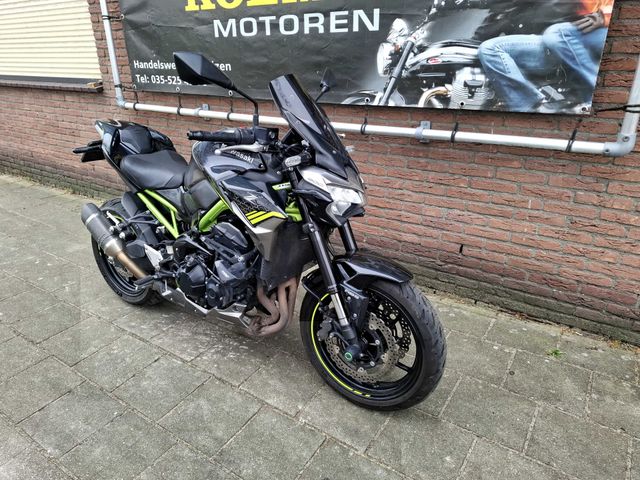 kawasaki - z900