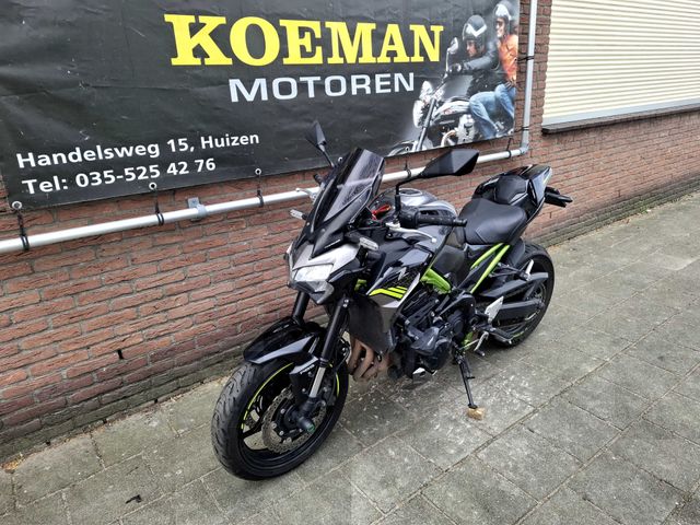 kawasaki - z900