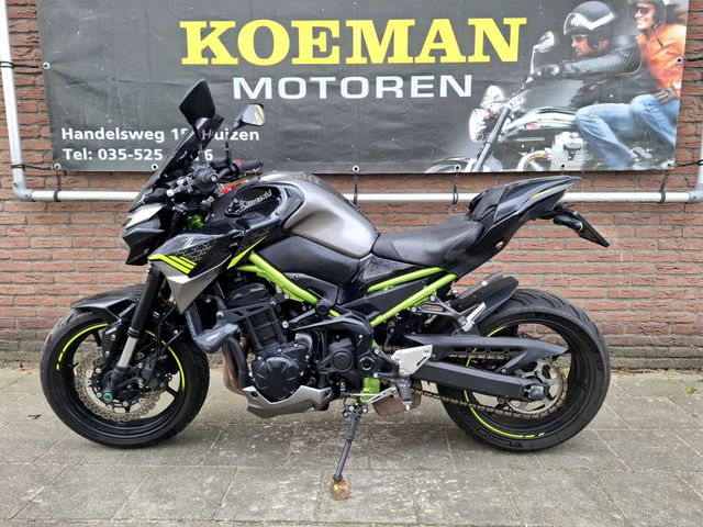 kawasaki - z900