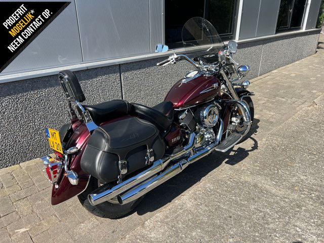 yamaha - xvs-1100-a-dragstar-classic