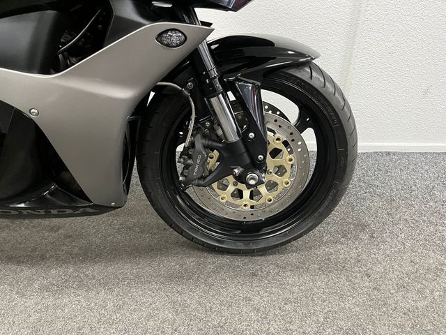 honda - cbr-600-rr