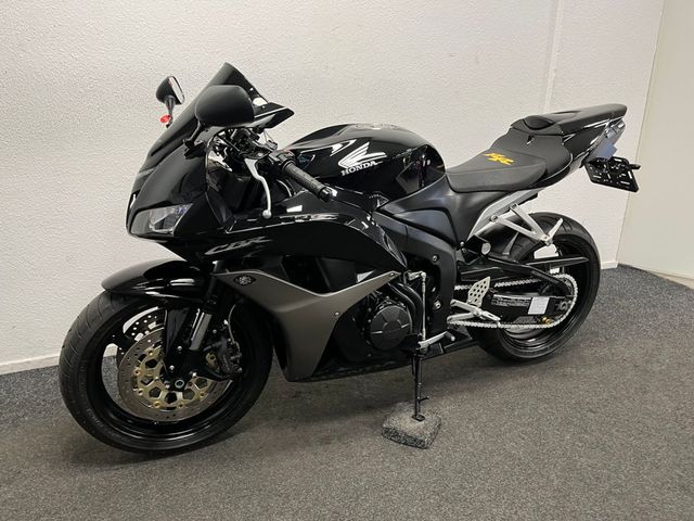 honda - cbr-600-rr