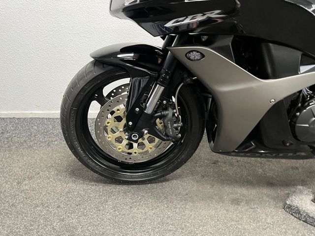 honda - cbr-600-rr