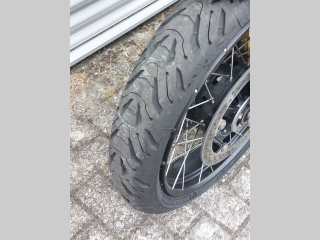 bmw - r-1250-gs-adventure