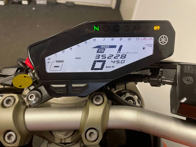 yamaha - mt-09-abs