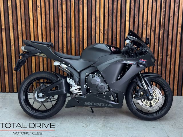 honda - cbr-600-rr
