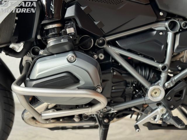 bmw - r-1200-gs-triple-black-edition