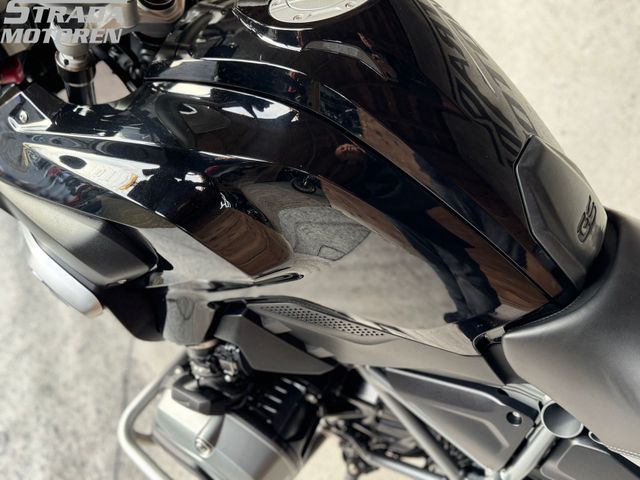 bmw - r-1200-gs-triple-black-edition