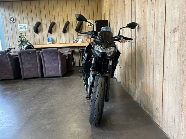 kawasaki - z650