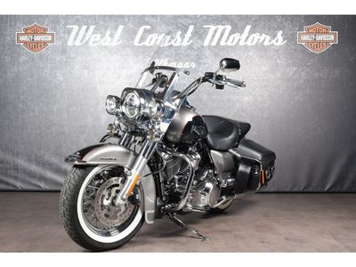 HARLEY-DAVIDSON ROAD KING CLASSIC FLHRC – foto 4