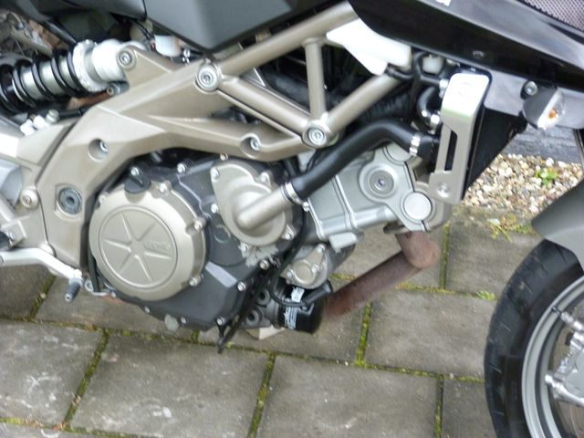 aprilia - sl-750-shiver-gt