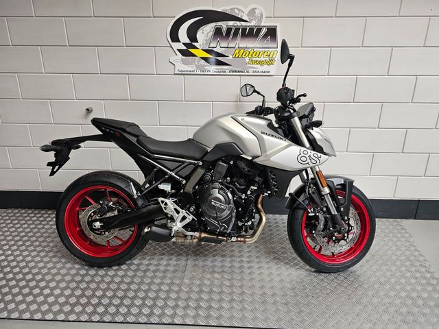 suzuki - gsx-8s