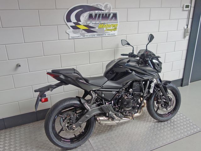 kawasaki - z650-s