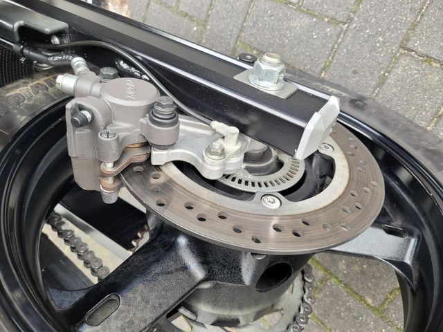 suzuki - v-strom-dl-650-abs