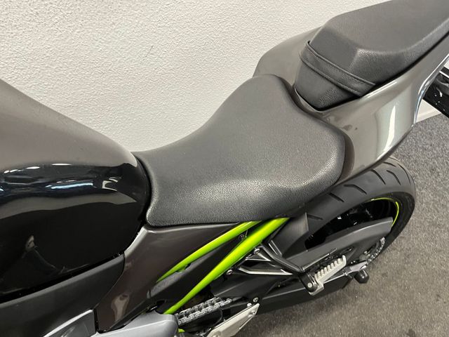 kawasaki - z900