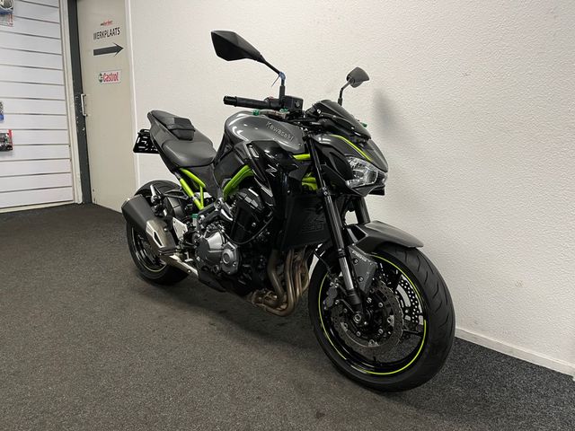 kawasaki - z900