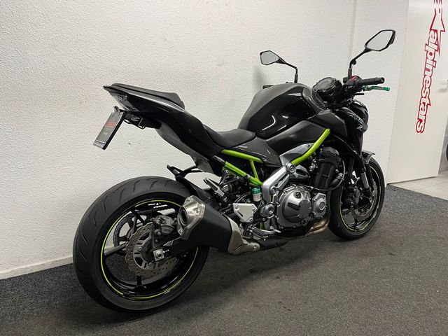 kawasaki - z900