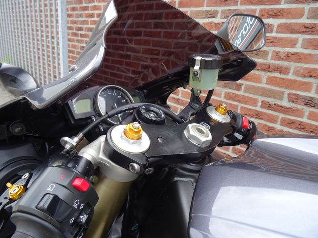 yamaha - yzf-r1