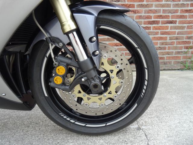 yamaha - yzf-r1