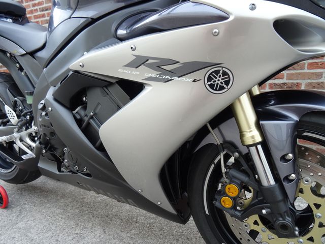 yamaha - yzf-r1