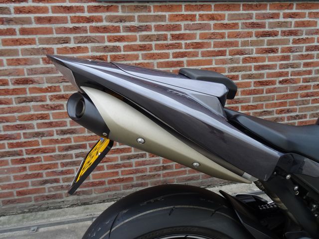 yamaha - yzf-r1