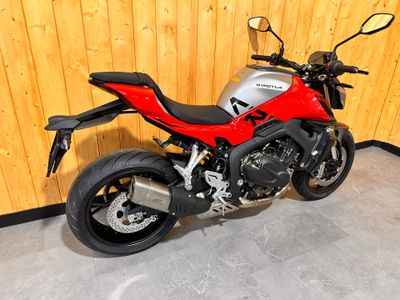QJMOTOR SRK 800 – foto 3