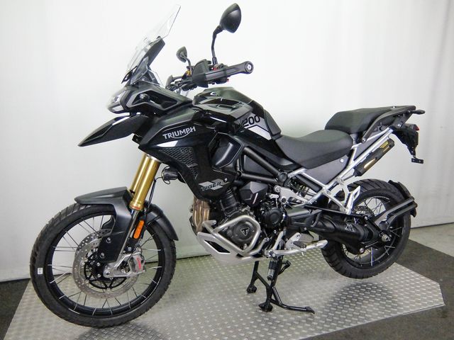 triumph - tiger-1200-rally-pro