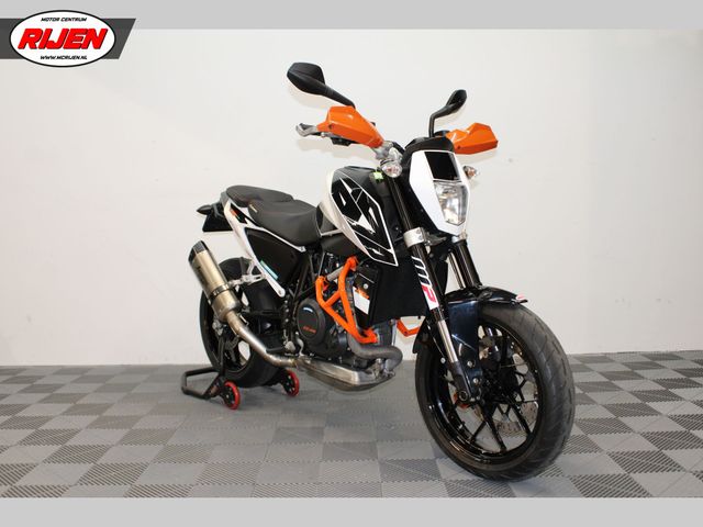 ktm - 690-duke