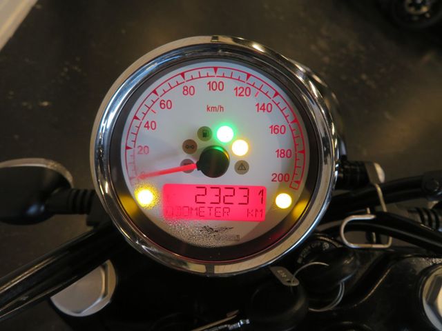 moto-guzzi - v-9-roamer