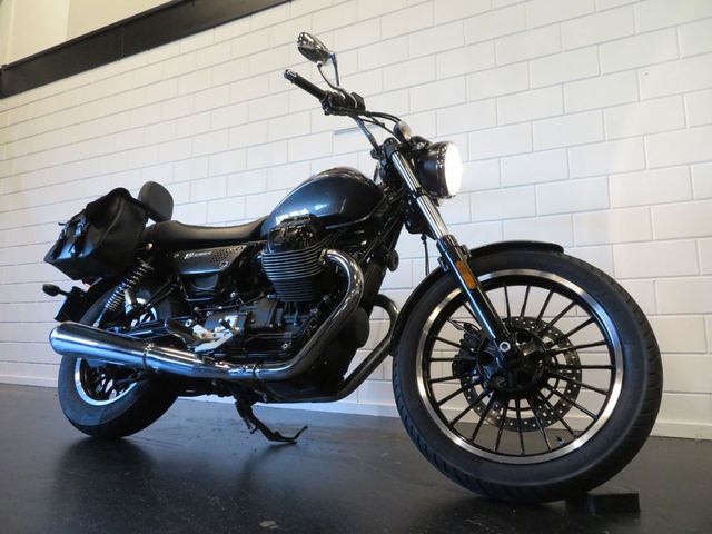 moto-guzzi - v-9-roamer