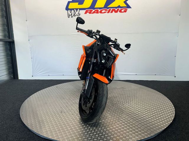 ktm - 1390-super-duke-r-evo